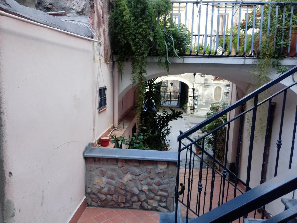 Trinacria Apartments 카타니아 외부 사진